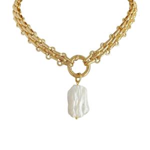 Elegant Geometric Square Freshwater Pearls Pendant Necklace with Choker Chain Accessory for Trendy Women