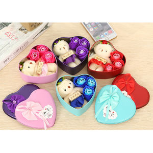 FY Heart-Shaped Iron Gift Box Rose Soap Flower with Mini Doll Valentine Day Birthdays Mother’s day Christmas Wedding Gift Door Gidt