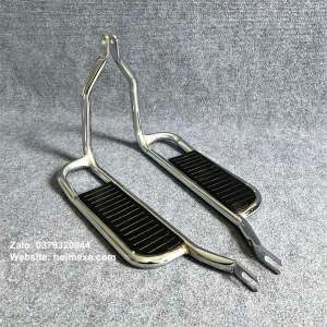 Cặp Gác Chân Sau Honda Cg125