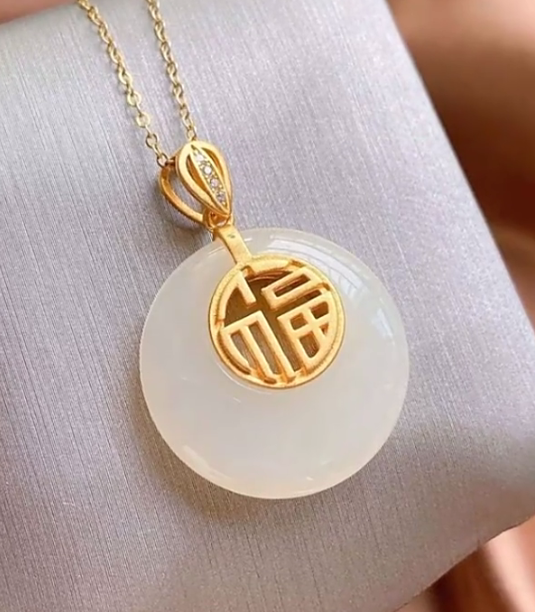 Natural Hetian jade peace clasp pendant necklace word of blessing