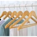 (5 PCS) HIGH QUALITY WOODEN HANGER CLOTHES HANGERS WOOD HANGERS. 