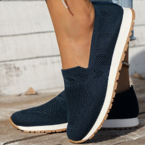 New WomenS Low-Top Slip-On Casual Shoes Large Size Flat Sole Round Toe Breathable