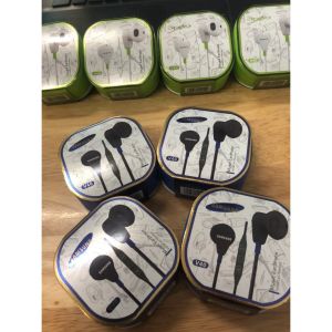 Tai nghe V40 nhét tai chống ồn nhẹ bass ổn phù hợp mọi thiết bị