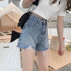 สำหรับสาวๆตัวเล็ก กางเกงยีนส์ขาสั้นเอวสูง งานสวยสไตล์มินิมอลแบบสุดๆ ด่วนสินค้ามีจำกัด