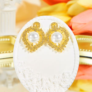 SEQUITO Trendy Women Ear Jewelry Pave Setting Tiny AAA Zircon Golden Silvery Big Stud Earrings with Pearl SE975