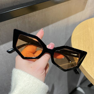 (GENTLE MOSCOT) Western Personality Polygon Outdoor Anti Uv Retro Sunglasses for Men and Women