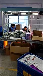 Manufacturer In-Stock Cat DoorSupplies Controllable Entry Direction White Dog Door HoleDoor