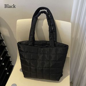 RVGCHC SHOP ผ้าคอตตอน ถุงสิริผ้า ไนลอนทำจากไนลอน สีทึบทึบ กระเป๋าถือบุผ้าฝ้าย ลำลองแบบสบายๆ ใหญ่สุดๆ กระเป๋ามีมือจับด้านบน ฤดูหนาวในฤดูหนาว