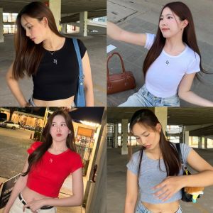 BABEJUB.X I Basic Crop top เสื้อครอปสีพื้น ปักโลโก้ ผ้านุ่มมาก ทรงสวยกระชับ