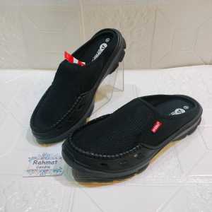 SLOP ARDILES APM APOO SLIP ON SANTAI PRIA TERKINI//SLOP BAKPAUSEHARI HARI PESTA