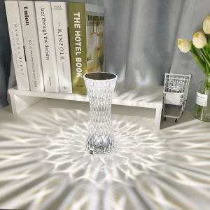 Đèn LED Pha Lê Thắt Eo Bằng Acrylic Hình Kim Cương Pha Lê Ấm Áp - Trang Trí Phòng Ngủ  Để Bàn Sang Trọng  Đầy Phong Cách Châu Âu - Hiện Đại