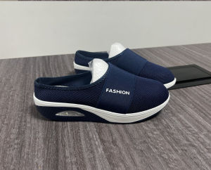 [Free Shipping] Summer New Breathable  Platform Sandals With Thick Soles WomenS Closed-Toe Wedge Heel Slippers.Womens Slippers