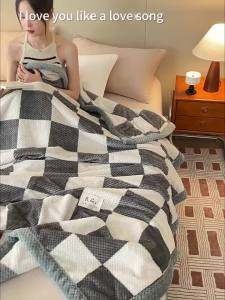 Sacesr Cozy Japanese-style Winter Throw Blanket Warm Coral Fleece Sofa Throw Soft Washable Nap Blanket Bed H5K8Q