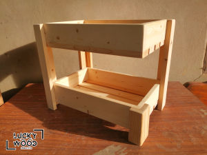 ชั้นไม้สนวางของ 2ชั้น สไตล์โมเดิร์น