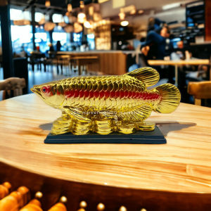 Lucky Charm Gold Arowana