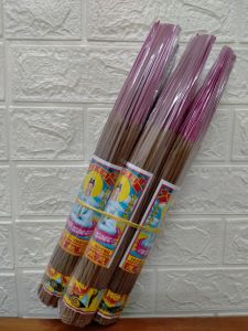 1 kg nhang trầm hương huế + TẶNG 05 NỤ TRẦM VĨNH THUẬN PHÁT ( NHANG SẠCH THƠM DỊU NHẸ ÍT KHÓI 700 cây loại 1 )