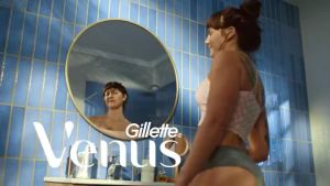 Gillette Venus For Pubic Hair & Skin Womens Razor Assorted (Handle+2 Blade Refills)