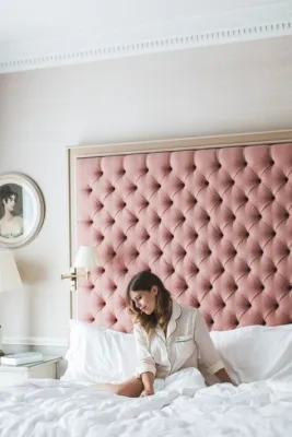 MODERN ELEGENT DIAMOND DESIGN 5FT HEIGHT HEADBOARD(with plainboard stand 3 inches thicknesssuede cover material)