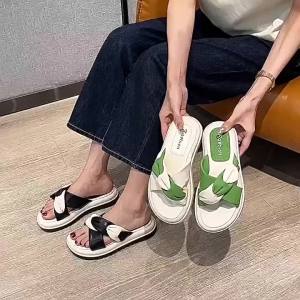 [Free Shipping] New 2026 ultra-soft sandals with soft soles for women stylish and fashionable cross-strap casual sandals for women to wear outside