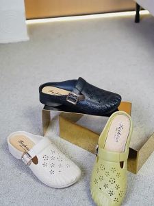 [Free Shipping] New Flat-Heeled Non-Slip Closed-Toe Slippers For Mothers Faux Leather Mid-Heel Perforated Slippers For Women To Wear Outside