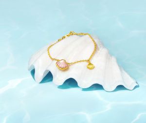 Chow Sang Sang 周生生 Love Decode 999.9 24K Pure Gold Shell with Mother of Pearl Bracelet 93526B