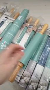 Set thảm nhào bột + cây lăn bột của hãng Josogo