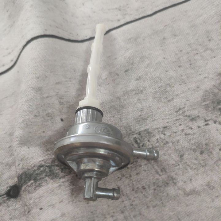 B%C6%A1m%20kh%C3%B3a%20van%20b%C3%ACnh%20x%C4%83ng%20xe%20VESPA%20LX%20-%20kh%C3%B3a%20x%C4%83ng%20xe%20m%C3%A1y%20-%20Image%203