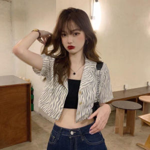 SHUFU 2602 พร้อมสต็อก เสื้อเบลเซอร์สำหรับผู้หญิง ครอปท็อปสไตล์เกาหลีลดราคา เสื้อเบลเซอร์ทางการ เสื้อคาร์ดิแกนแขนสั้น เสื้อแจ็คเก็ตลายทาง