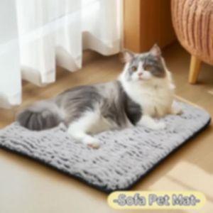 Super Warm Dog Cat Mat Soft Cat Bed Warm Dog Cat Mat Suitable for Outdoor and Indoor Small Cats and Puppies Pets