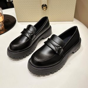 รองเท้าโลฟเฟอร์สำหรับผู้หญิงสีดำ รองเท้าหนังผู้หญิงหัวกลม สไตล์วิทยาลัย สวมใส่สบาย