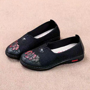 Free Shipping 26 Spring New Collection: WomenS Slip-On Shoes With Non-Slip Soft Soles Comfortable And Easy To Wear Perfect For Middle-Aged And Elderly Women
