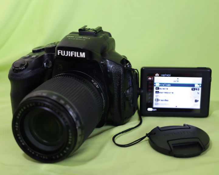 Fujifilm FinePix HS50EXR Digital Camera 42X Super EBC Fujinon Zoom