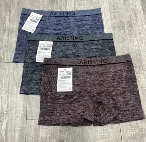 Sịp Đùi Aristino Co Giãn 4 Chiều Abx063 Không Đường May Logo Thương Hiệu Nổi Bật Tạo Điểm Nhấn Thấm Hút Mồ Hôi Khử Mùi