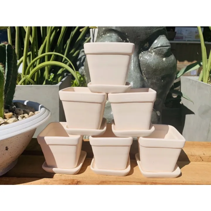 กระถางดินเผาสีขาวทรงสี่เหลี่ยม 4 นิ้ว พร้อมจานรอง