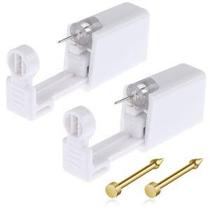 Bộ dụng cụ xỏ khuyên mũi gồm 6 món dùng một lần bao gồm 2 súng xỏ khuyên mũi tự động 2 khuyên mũi có sẵn và 2 dụng cụ vệ sinh dùng cho bộ dụng cụ xỏ khuyên sụn mũi (màu vàng) (màu đen).