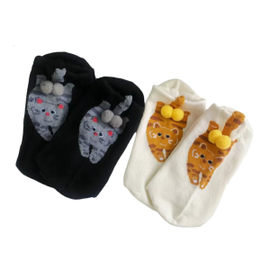 Whimsically 3D Fuzzy Balls Cats Pattern Ankle Socks Lightwieght Breathable Funny Middle Calf Socks for Women and Men