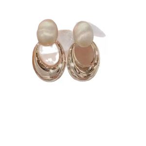 JJT Elegant Geometric Pearl Hoop Earrings for Women Vintage Chic Fashion Statement Jewelry
