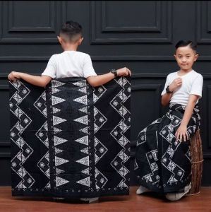 SARUNG SANTRI TERBARU SARUNG BATIK SANTRI PEKALONGAN SARUNG TERLARIS
