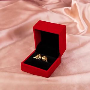 [ Premium Selection ] Round Corner Raised Edge Velvet Jewelry Ring Pendant Bracelet Necklace Jewelry Storage Gift Packaging