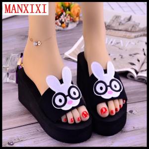 MANXIXI Dép Bệt Đẹp Thương Hiệu Xăng Đan Đế Xuồng 2.36 Inch Giày Cao Su Đế Cứng Màu Đen Khảm Hình Thỏ Lớn Dành Cho Nữ (Cỡ 34-39)