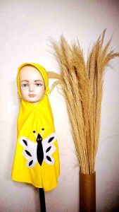 Hijab Gambar Boneka Kupu-Kupu Jilbab Anak 3-6 Tahun Kerudung Instan