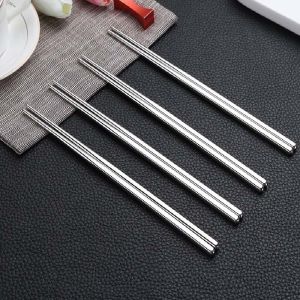 1 Đôi đũa inox 410 nhẵn bóng chống trơn trượt nhẹ tiện lợi