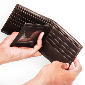 Dompet Kulit Asli Pria Model 3D Motif Stripe Warna Coklat/Hitam