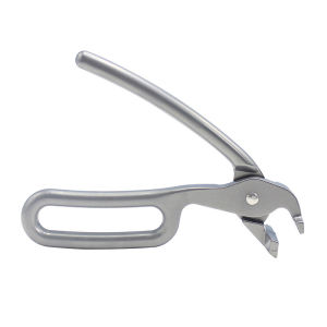Premium Pizza Pan Gripper Heavy Duty Cast Aluminum Pan Tongs Pizza Pan out of the Microwave