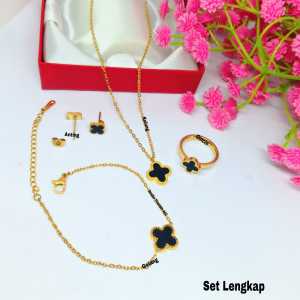 SET PERHIASAN TITANIUM BUNGA HITAM MOTIF RANTAI NORI (1 SET) ANTI KARAT & ANTI LUNTUR (COD)