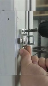 Nurm Zinc Alloy Spring Bolt Safety Lock Buckle Bolt Automatic Spring Latch Anti-theft Bolt
