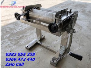 Máy cán mực khô tơi xốp quay tay