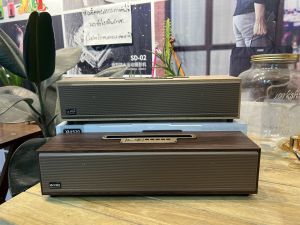 ลำโพงบลูทูธ BW-1109 ลำโพงตู้ไม้ เสียงดี ไร้สาย ลายไม้4ดอก เสียงดี เบสแน่น 10W มีแบตในตัว งานไม้ค่ะ