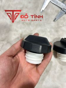 Nắp dầu xe tải HYUNDAI. Nắp bình xăng xe ô tô nhựa  xoáy