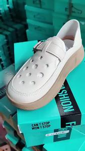 Popular Korean-Style Retro Closed-Toe Sandals For Women Summer Outdoor Wear 2025 New Model Thick-Soled Hollowed-Out Breathable Dual-Use Slip-On Roman Shoes